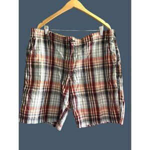 IZOD- MENS MULTI COLOR SIDE AND BACK POCKETS CHINO SHORTS SIZE 40